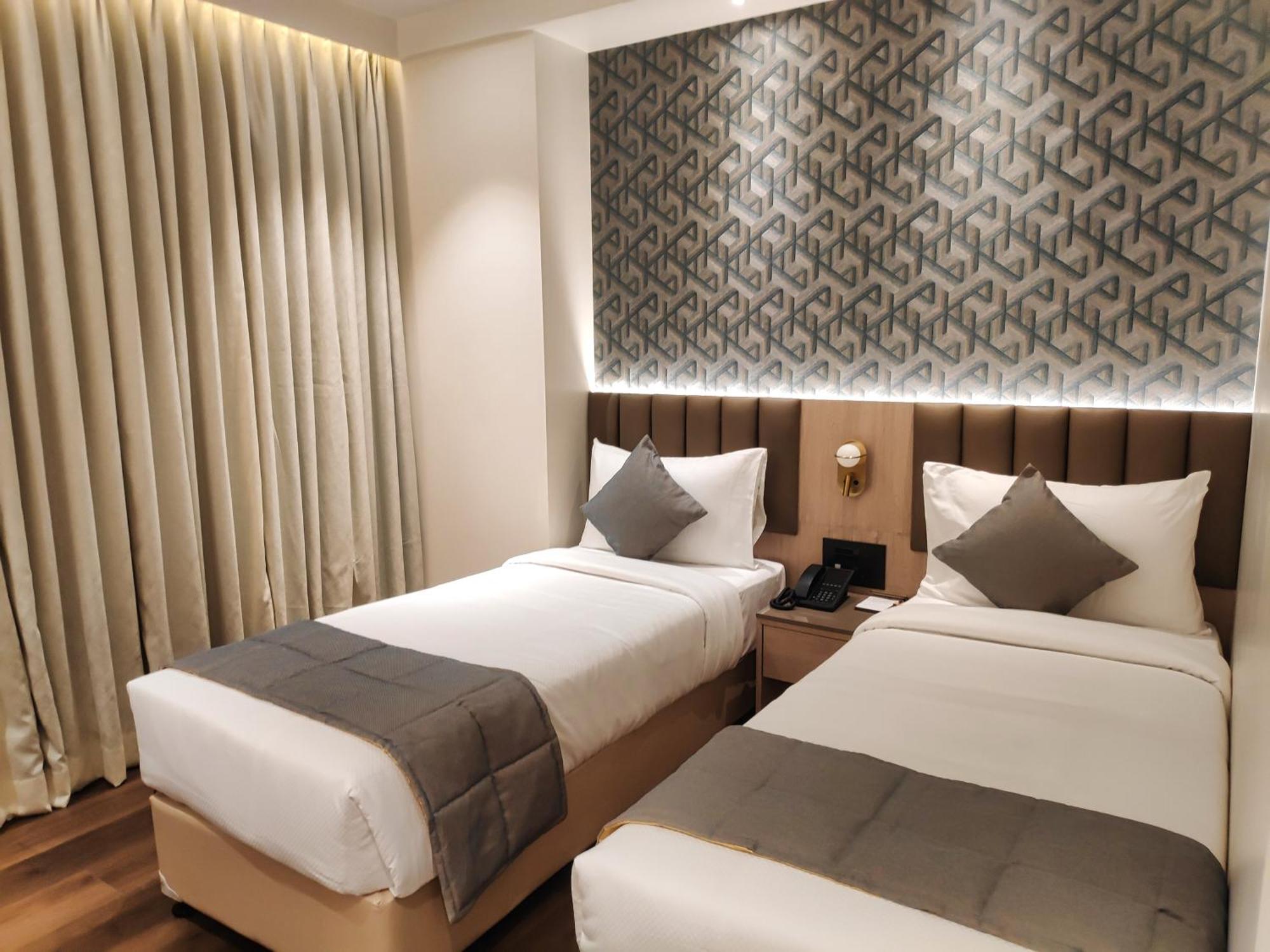 Maxxvalue Hotel Midc - Andheri Mumbai Ngoại thất bức ảnh