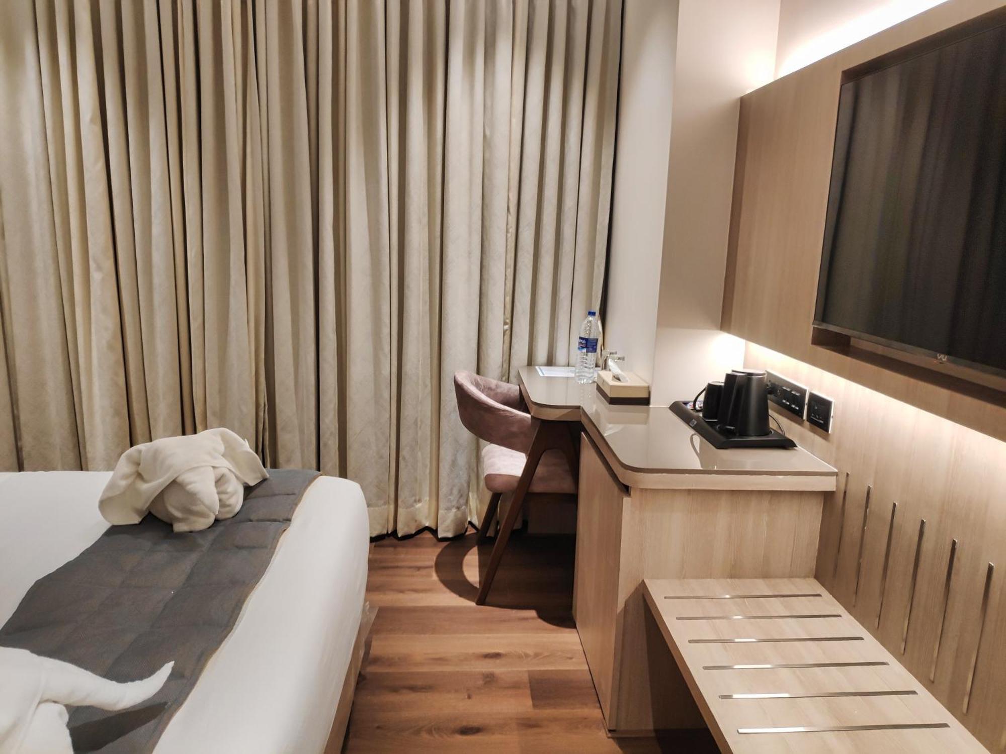 Maxxvalue Hotel Midc - Andheri Mumbai Ngoại thất bức ảnh